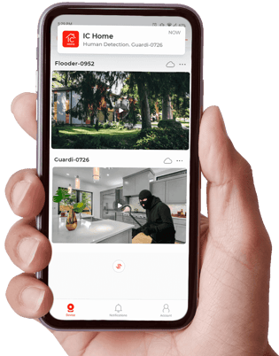 Person using the IC Home InterCams app